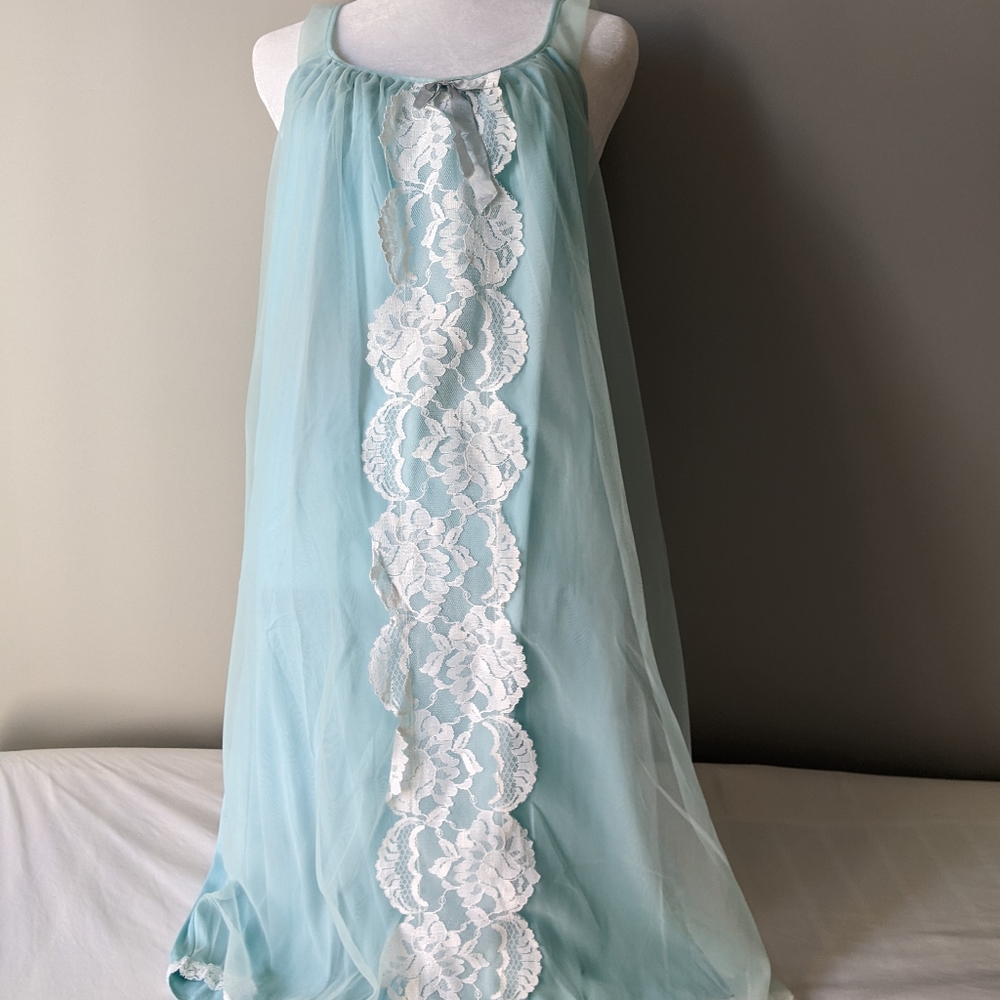 Berkliff vintage 80s nylon gown L